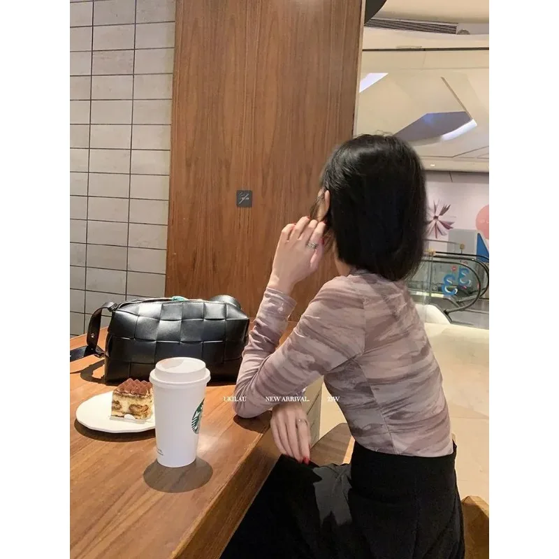 Ink Painting Thin Mesh Long-sleeved T-shirt for Women New Fashion Bottoming Round Neck Top