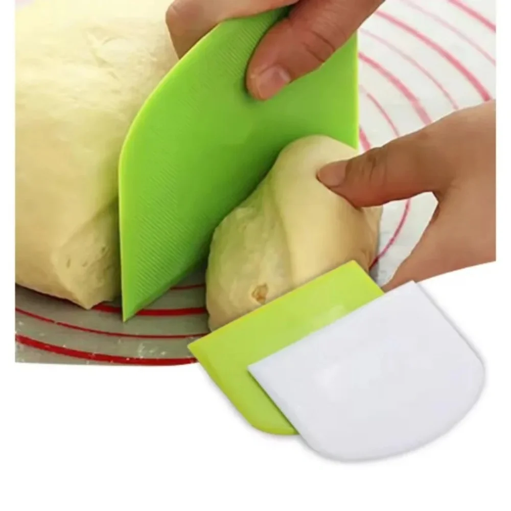 1pcs Dough Scraper Integrated Non Stick Cake Cream Scraper, Household Kneading and Slicing Knife, Kichen DIY Baking Pastry Tool