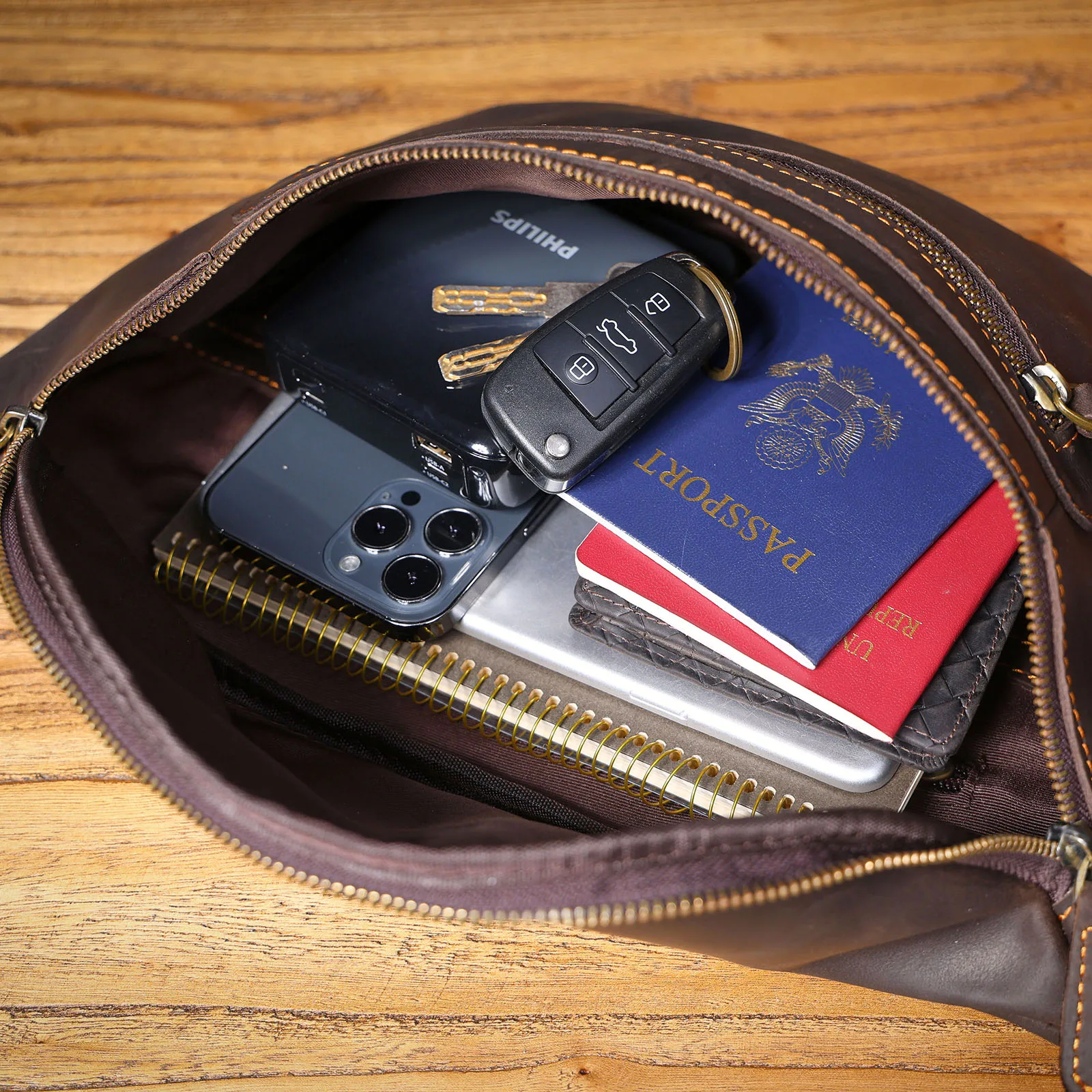 S.WORKER Vintage Brusttasche aus echtem Leder für Herren, Vintage, langlebige Brusttasche, Umhängetasche für Herren, Geschenk für Weihnachten – Detail 17