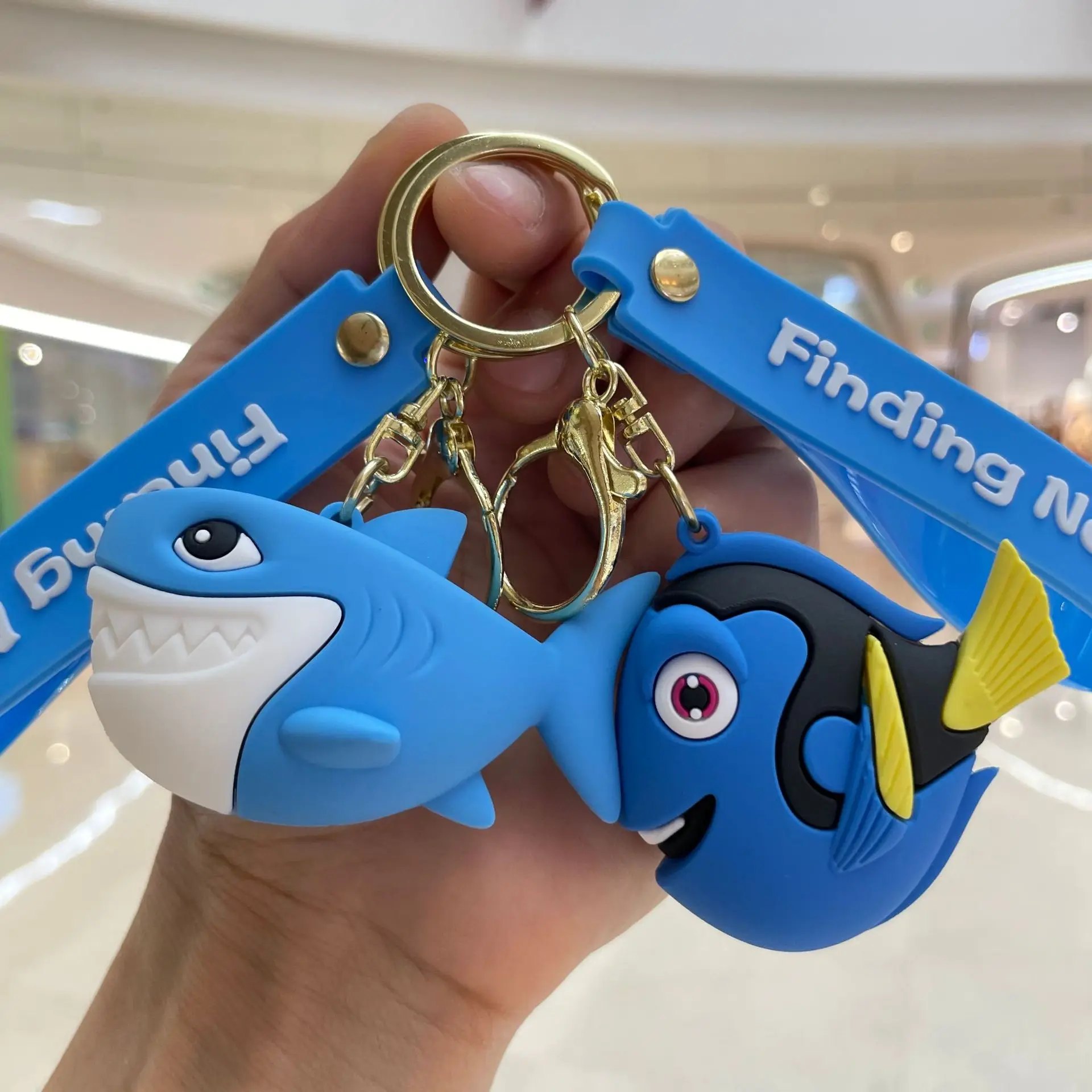 LLavero de dibujos animados Kawaii Finding Nemo para hombres y mujeres, animales lindos, peces feos, tiburón, accesorios colgantes para bolsos, regalo para niños