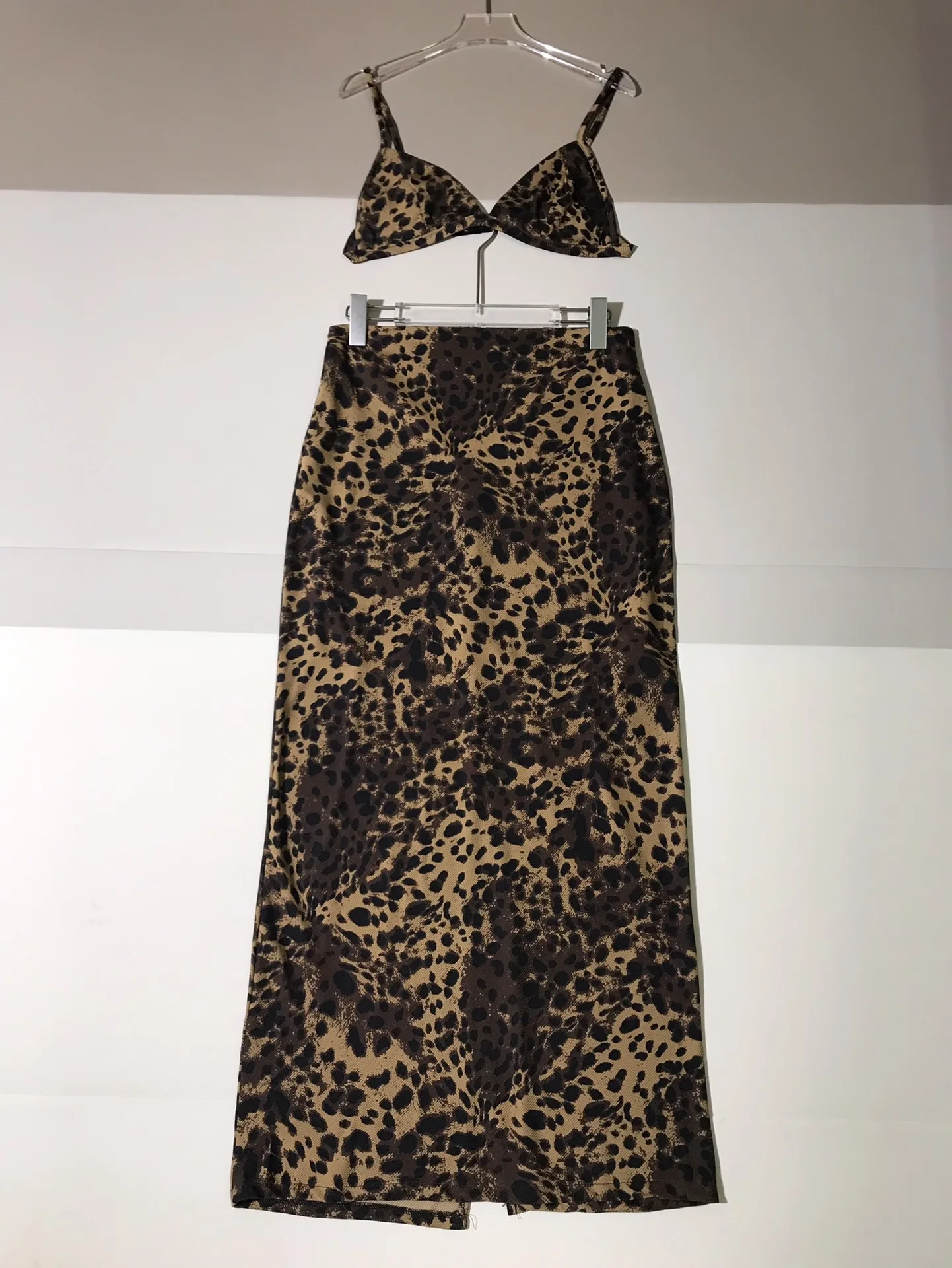 

25th Anniversary Edition Leopard Print Sexy Strapless Bra + High-Waist Style