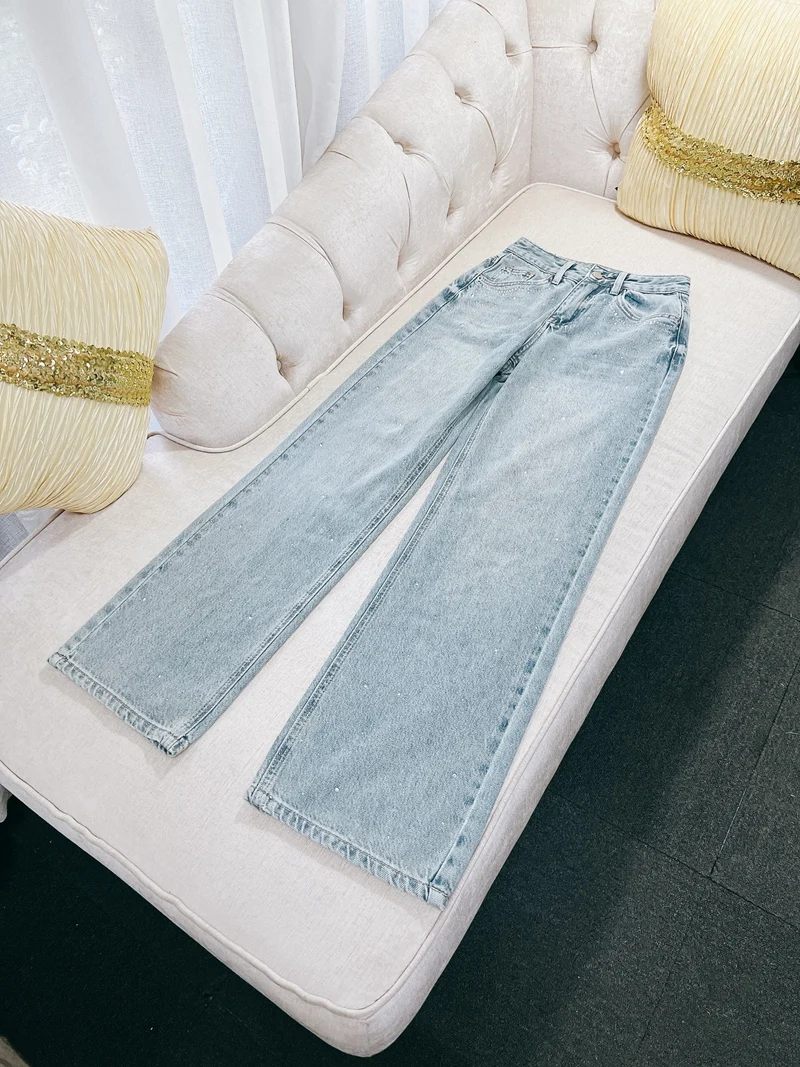 กางเกงยีนส์เดนิมเอวสูงทรงตรงสไตล์เรโทร แต่งเพชร สีน้ำเงินฟอก สำหรับผู้หญิง คอลเลคชั่นใหม่ ฤดูใบไม้ผลิ 2024