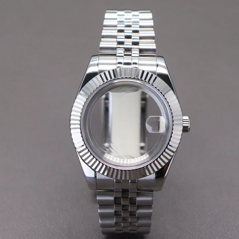 Custodie da 36mm/39mm per Seiko Nh35 Nh34 Nh36 Nh70 Miyota 8215 Movimento 28,5mm Quadrante scanalato cassa per orologio curvo Bracciale Vetro zaffiro