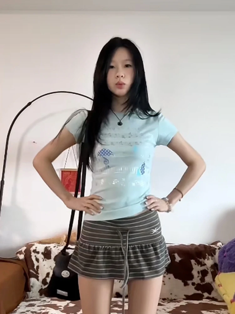 Tonngirls Y2k Aesthetic T-shirt Women Slim Print Graphic Tops Streetwear Japanese 2000s Crop Tops Short Sleeve Tshirts E-girls view 5