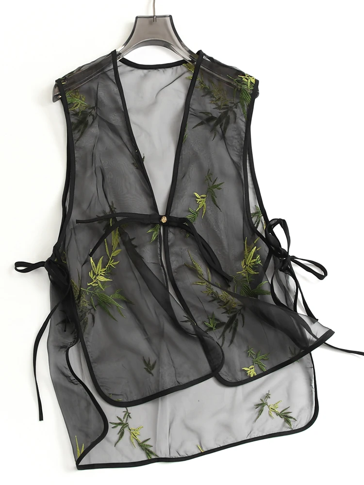 New Chinese Style Floral Embroidered Net Vest Loose Thin Summer Vintage Women's Fashionable Shoulder Pad Tank Top D061