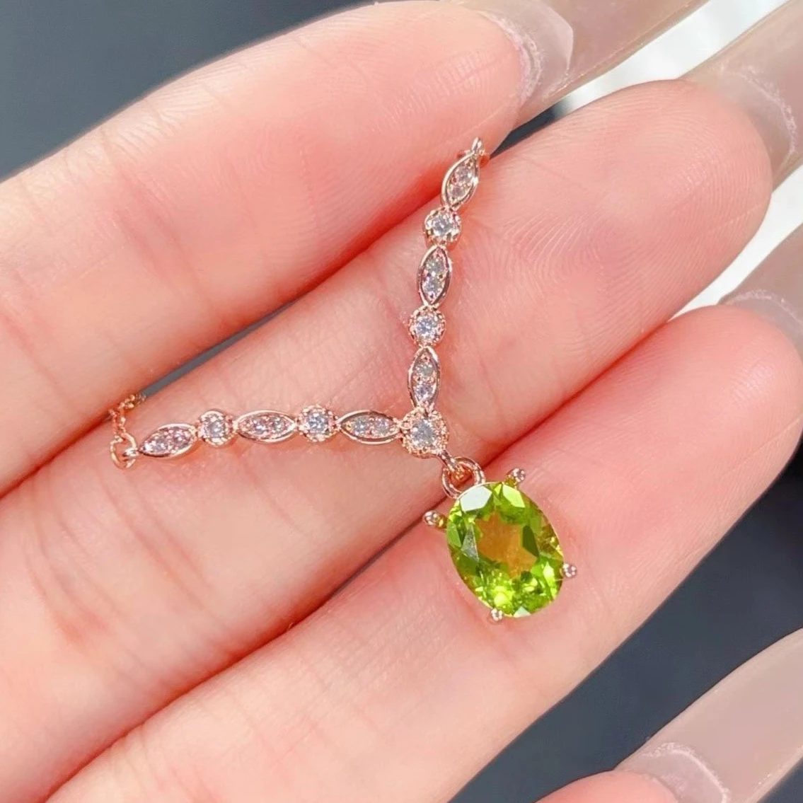 

VVS Grade Peridot Necklace 6mm*8mm 1ct Natural Peridot Pendant 925 Silver Crystal Jewelry Gift for Girl