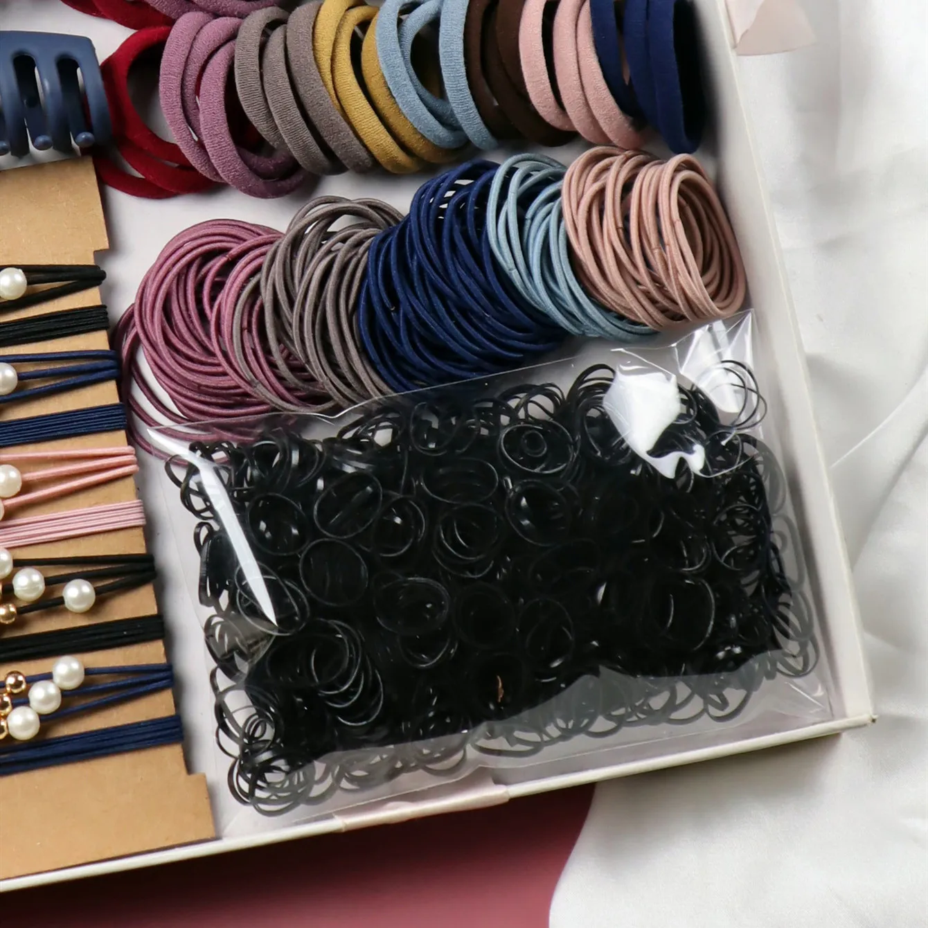 Daily Commuting Hair Accessories Set For Women Girls Hair Claw,Hair Ties,Hair Scrunchies Rubber Band For Hair