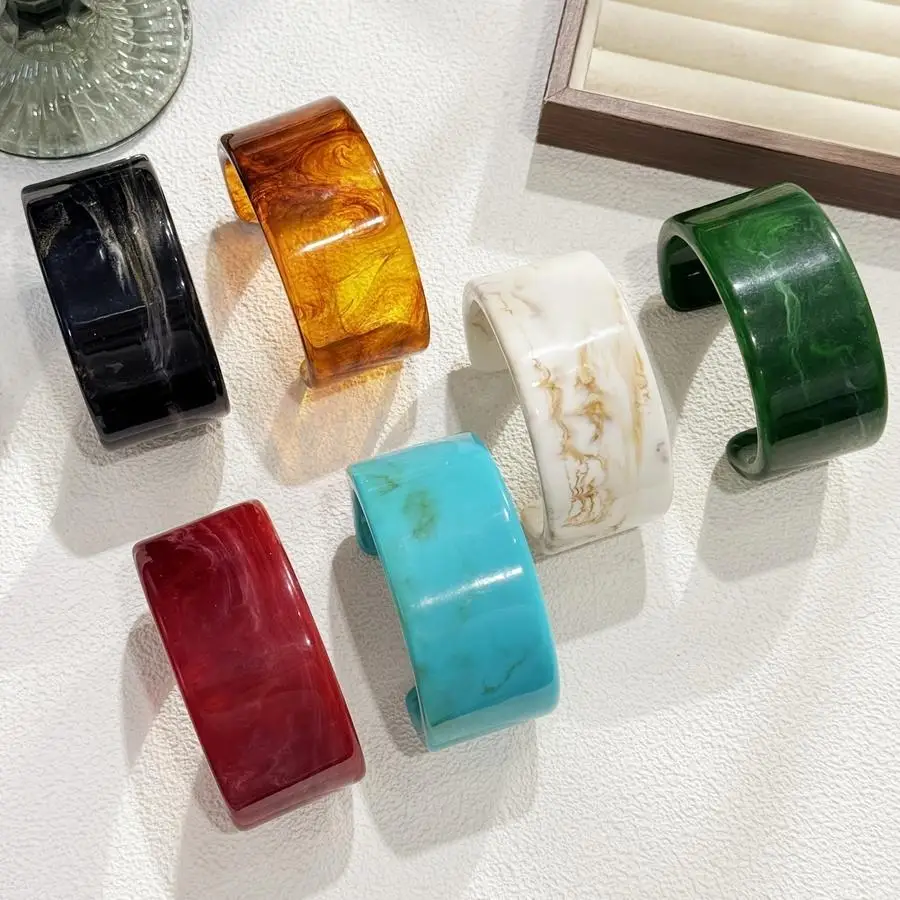 1/5/10/20/50/100pcs Marble Vein Resin Open C-Shaped Wide Bangle, Glossy Design Women'S Fashion Jewelry, Multi-Color Optional Dai