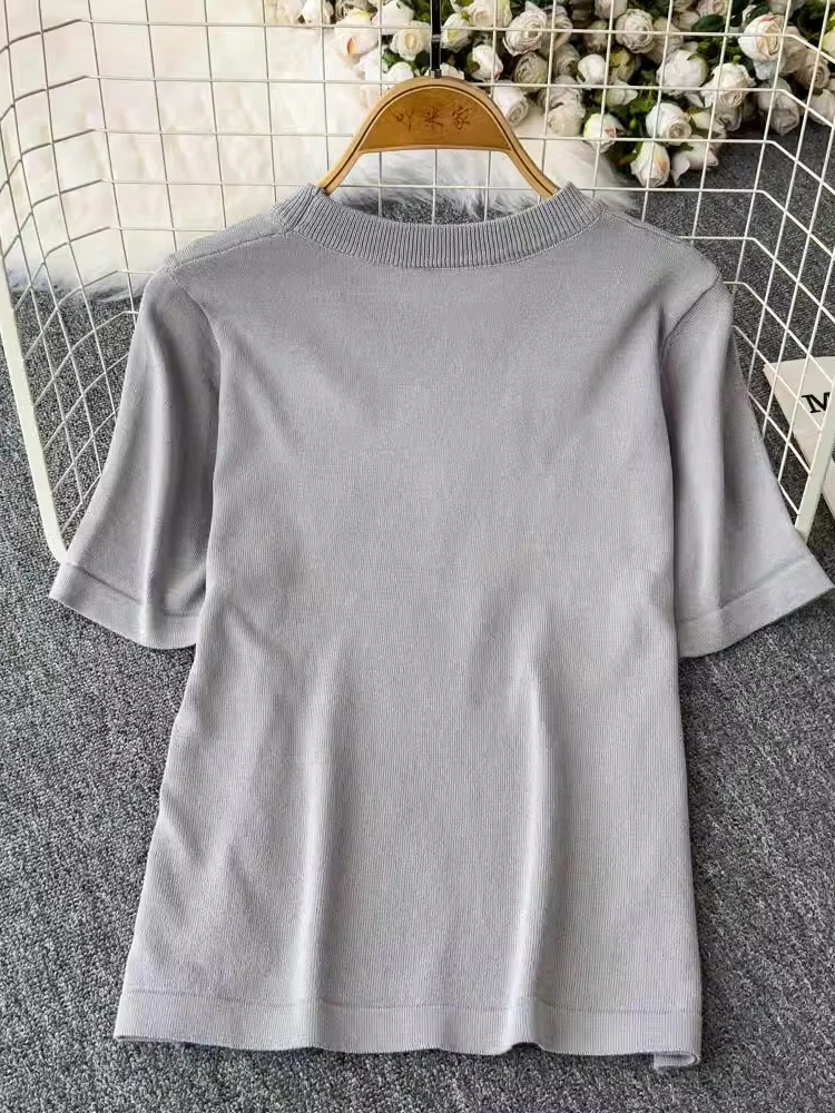 Camiseta con dibujos de elefante para mujer, camisa básica de verano 2025, camisetas de punto de manga corta bordadas, camisetas informales holgadas y ajustadas para mujer