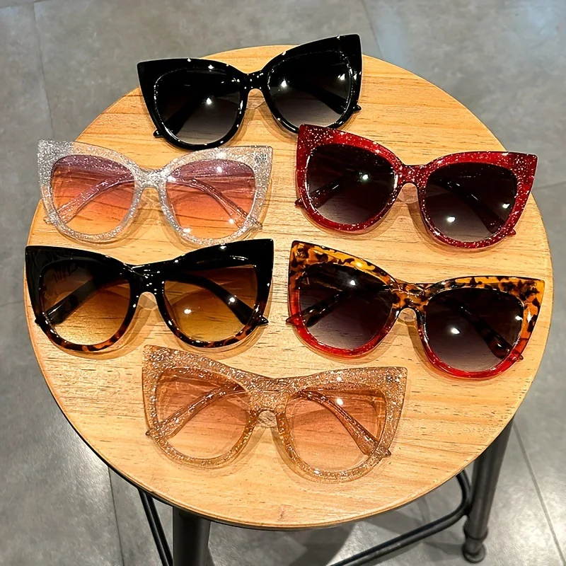 

2026 New Retro Cat Eye Sunglasses Women Gradient Lens Leopard Print Big Frame UV400 Protection Fashion Shades for Beach Party