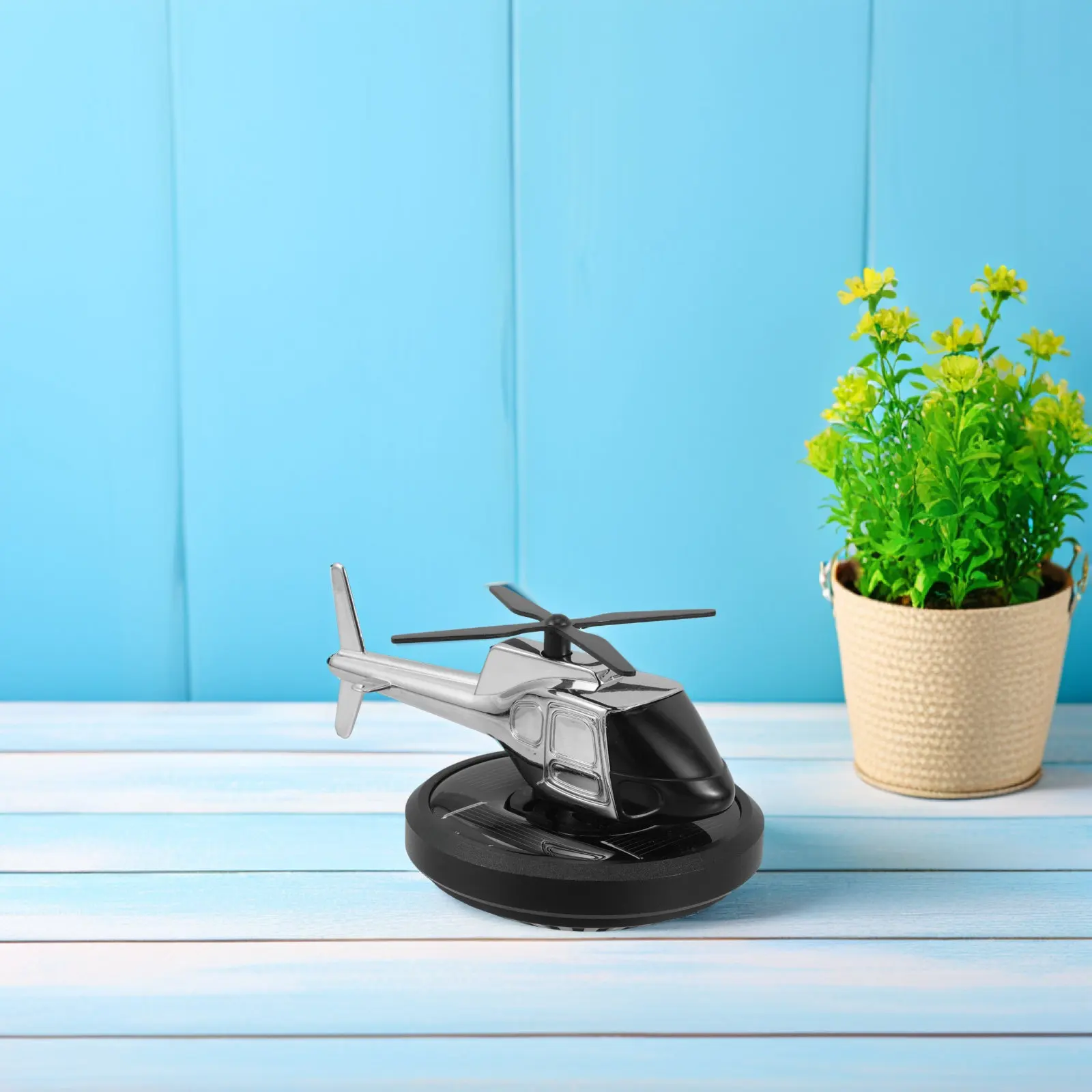 Solar Powered Car Aromatherapy Diffuser Rotating Fragrance Ornament Dashboard Essential Oil Decoration Freshener