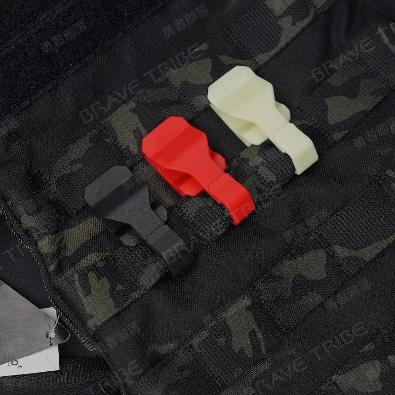 Multi-funktion Taktische MOLLE Haken Schnalle Seil Clips Outdoor Quick Release EDC Schlüsselbund Haken Befestigungs Clip Rucksack Zubehör