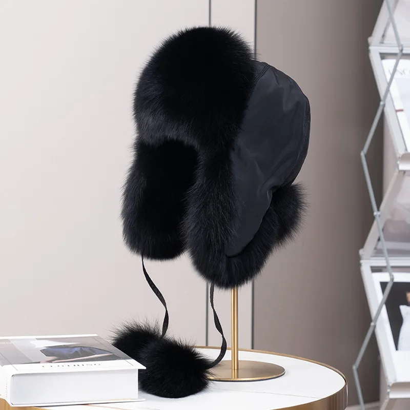 Women Natural Raccoon Fur Caps Lady Real Fox Fur Cap Pompon Ushanka Hats for Winter Thick Warm Ears Fashion Bomber Pom Pom Hat