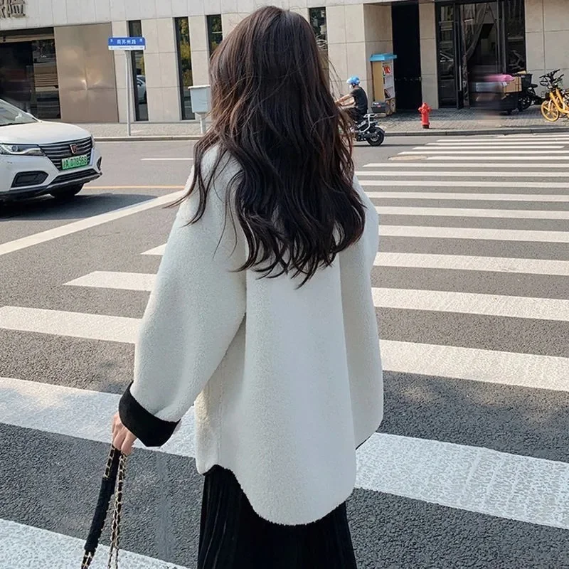 Wearing A Small Fragrant Lamb Fur Coat On Both Sides For Women's Autumn And Winter 2023 New High-end Fashion Commuter Coat B3