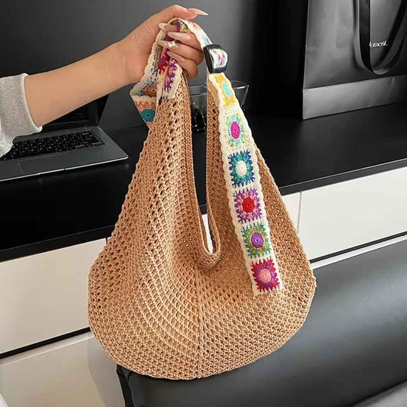 

Knitted Hollow Tote Bag Casual Fashion Women's Flower Dumpling Bag Travel Vacation Large Capacity Simple Versatile Storage Bag