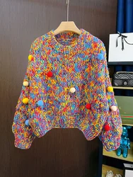 Maglione lavorato a maglia girocollo con pompon multicolore Pullover arcobaleno fatto a mano Autunno/Inverno Maglieria donna Maglione natalizio di Capodanno