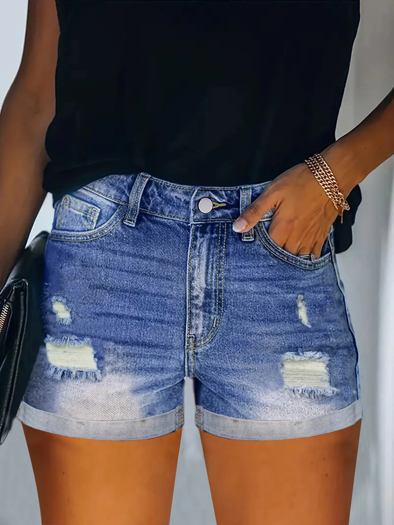 Women's Light Blue Gradient Washed Distressed Denim Shorts, Cuffed Hem, Shaping Butt-Lifting Versatile Hot Pants