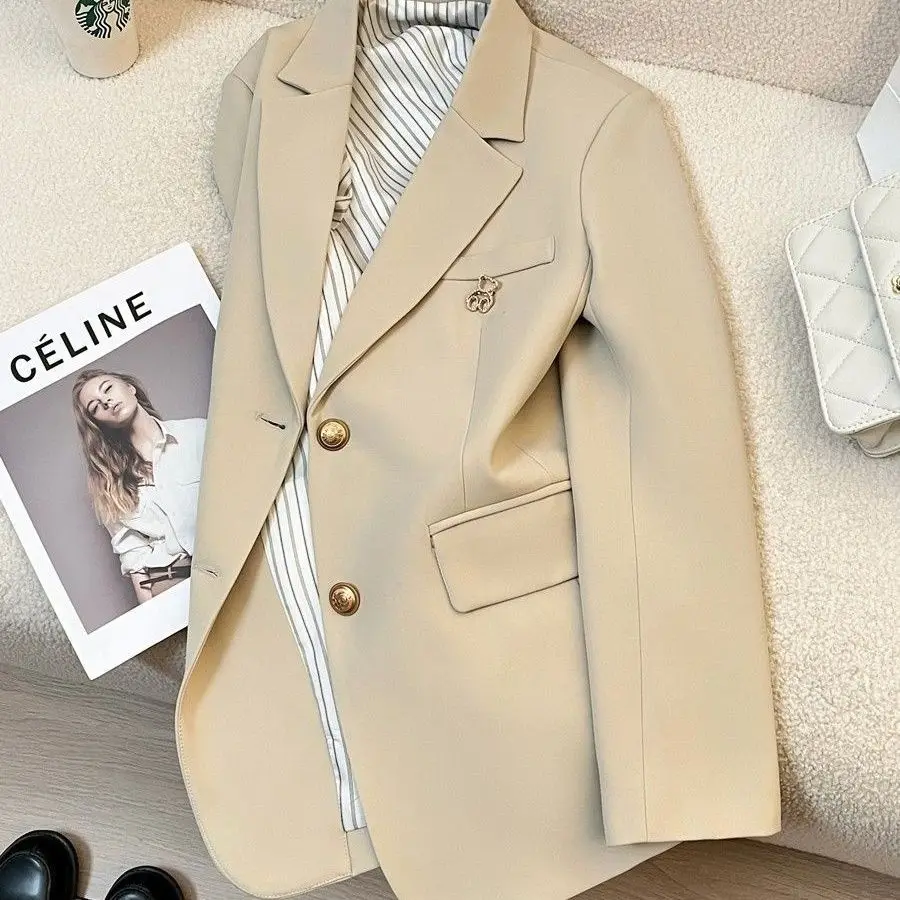 Suit jacket female 2024 early autumn new solid color high-grade feeling slim Joker casual fashion temperament slim top.