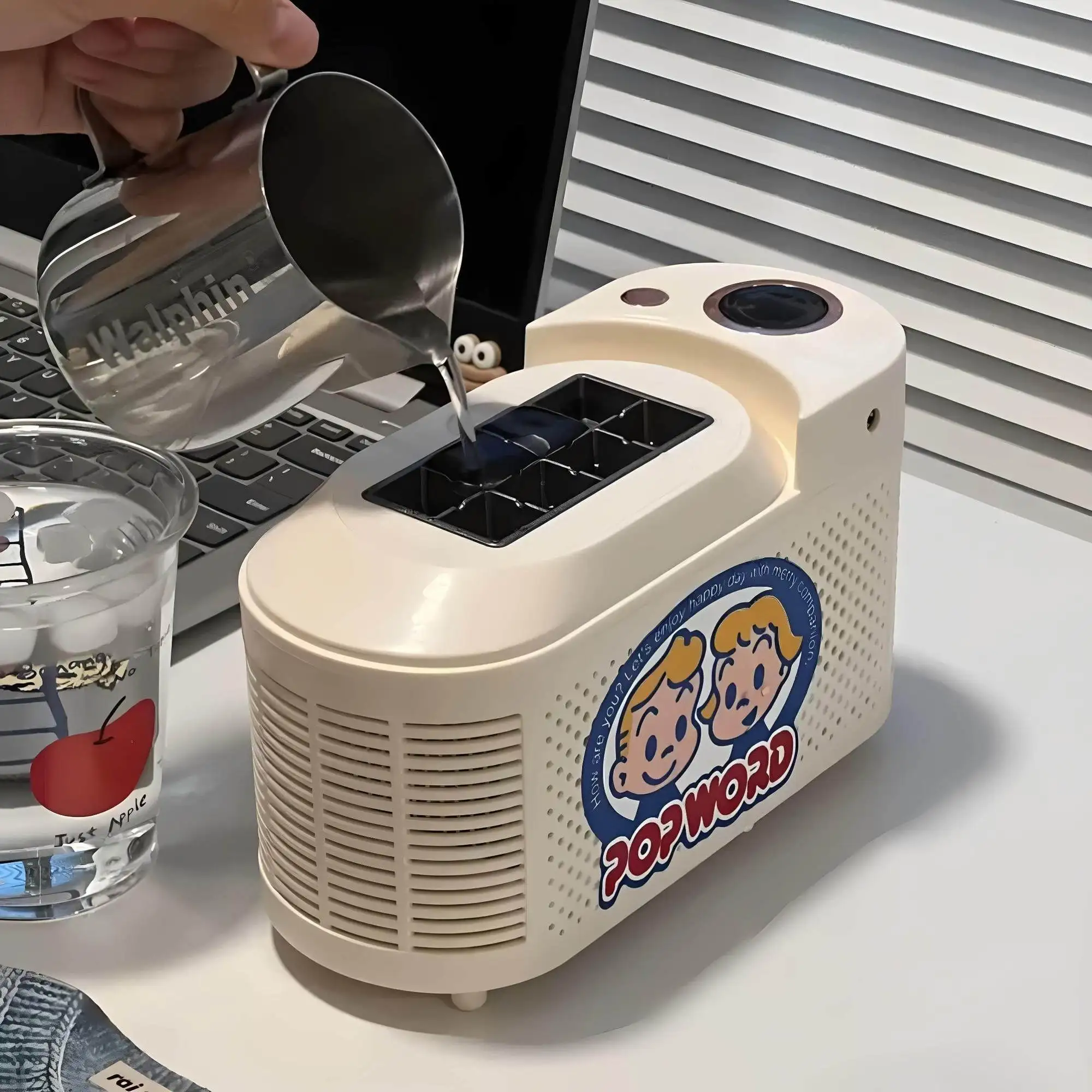 Ice machine household small automatic ice box ice box car block  machine summer  making artifact