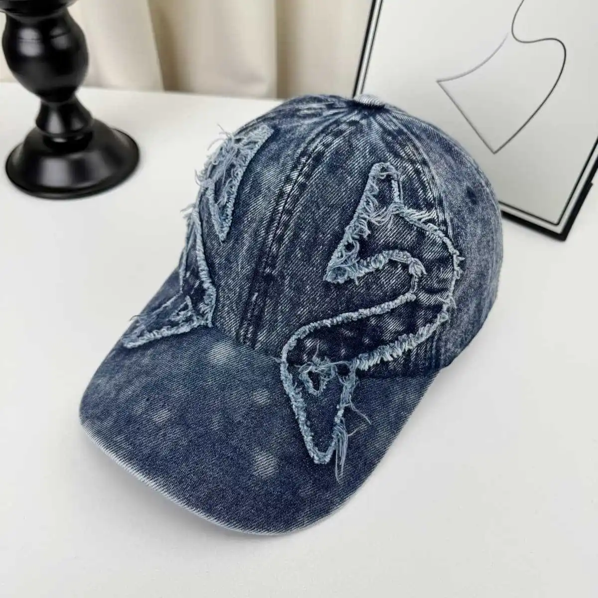 Men Women Personal Embroidered Wing Double-edged Blade Baseball Hats Sunshade Distress Versatile Street Peaked 4