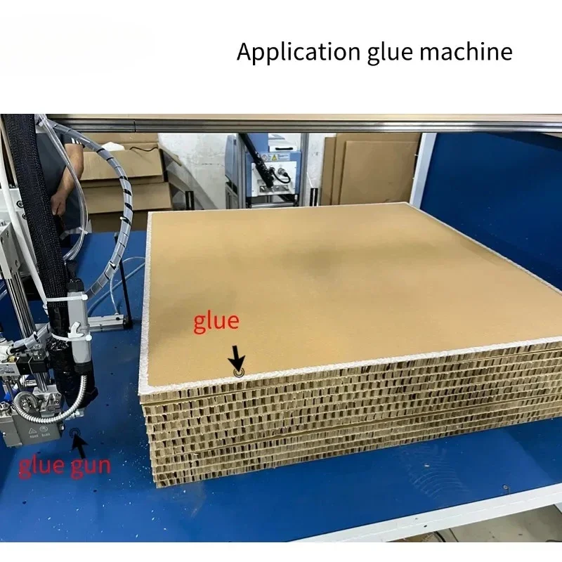 Easy To Operate Flat Spray Glue Machine Factory Independently Developed For Post Press Processing