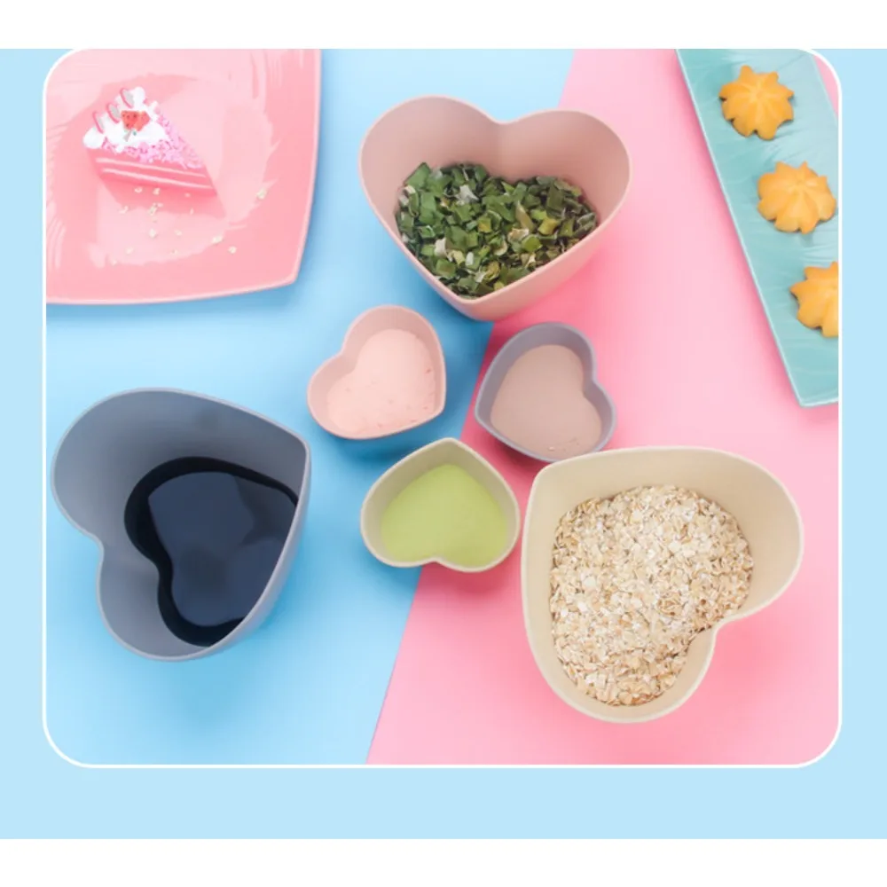 Cute Home Food Heart-Shape Sauce Dishs Dipping Bowls Wheat Straw Soy Sauce Dishes Mini Side Seasoning Unbreakable Dessert Dishs