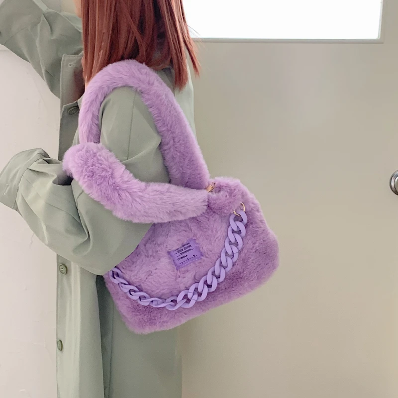 Chain Plush Tote Bags For Women Winter Trend Soft Fluffy Messenger Bag Furry Luxury Designer Handbag Y2K Faux Fur Shoulder Bag