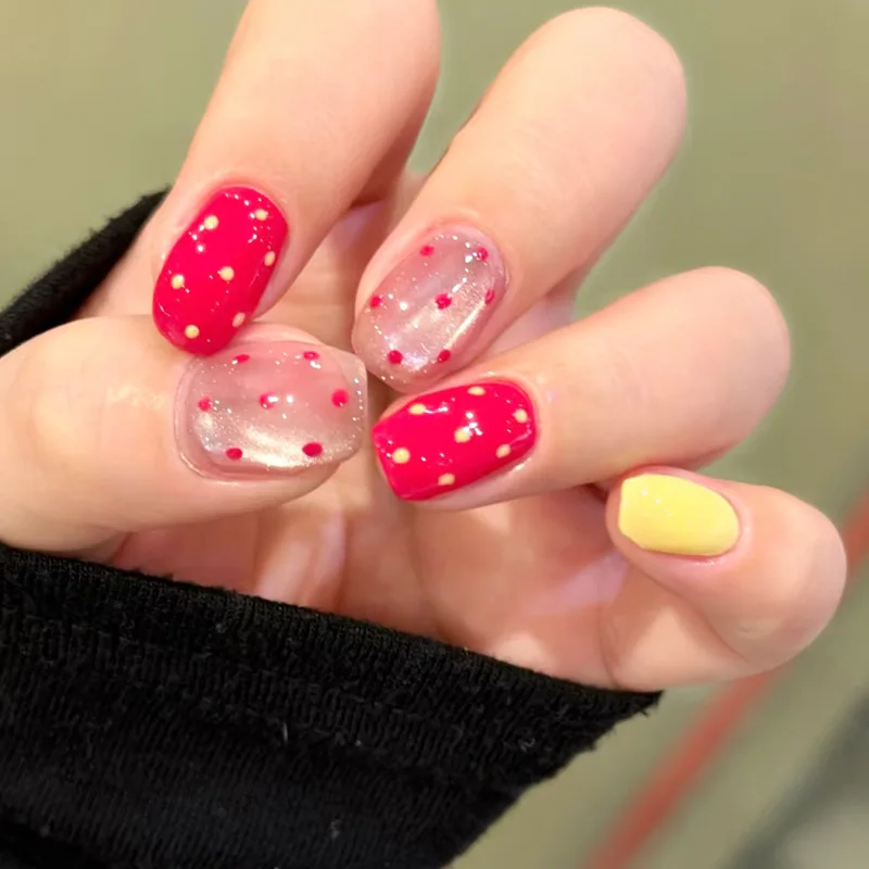 24Pcs Colorful Short Polka Dot False Nail Cat's Eye Glossy Tips Full Cover Wearable Spicy Girl Press on Nails Pink Fake Manicure