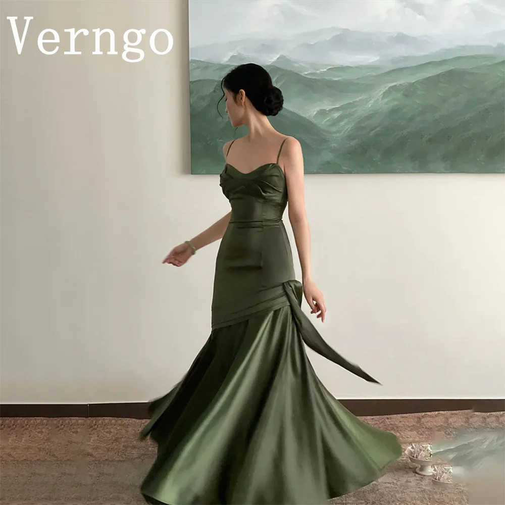 Verngo Green /Red Satin Evening Dress Spaghetti Straps Mermaid Prom Gown For Women Simple Dresses For Formal Occasion Customized