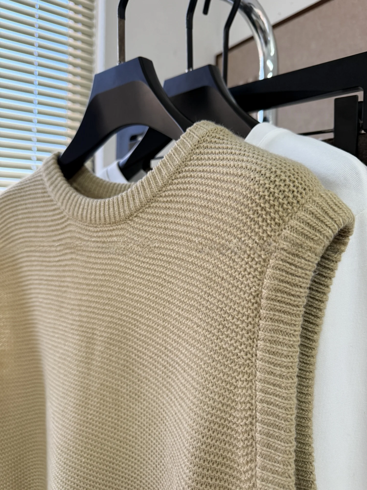 Thickened Knitted Sweater Vest Women's round Neck Sleeveless Top Casual Outerwear Autumn Winter New Style Fashion Versatile