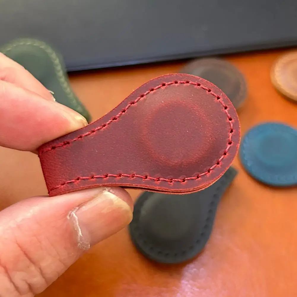 Hand Stitched Leather Magnetic Bookmark Handmade Gift Bookmark Cowhide Clips Dual-side Book Page Divider Traveler Notebook Decor