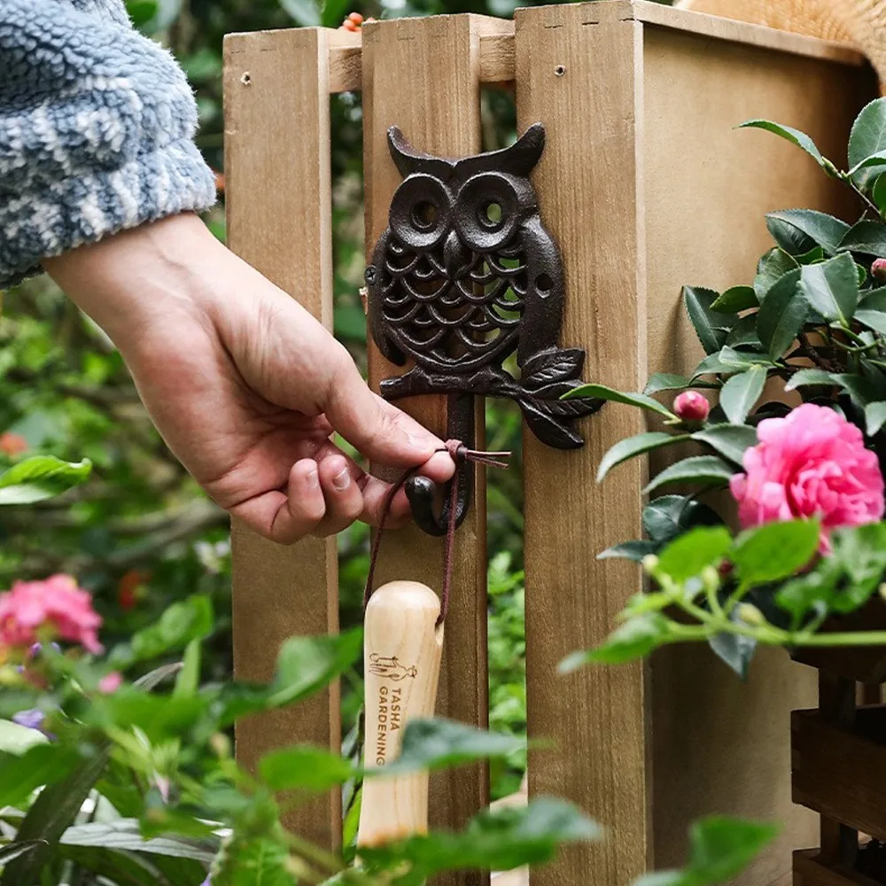 4.33x6.50in Cast Iron Wall Hooks Owl Wall Mounted Decorative Wall Hook Heavy Duty Construction Heavy Duty Wall Hanger