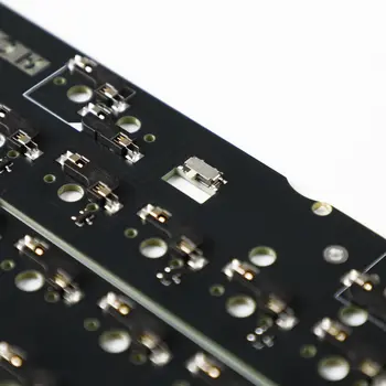 10 最佳銷售 ISO鍵盤 - №8