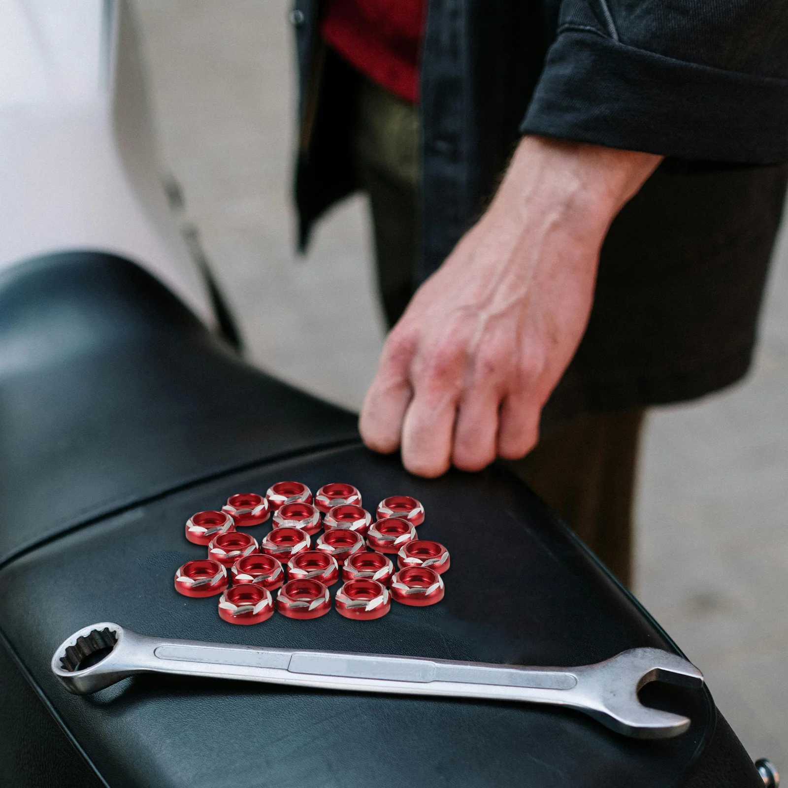 

20pcs Decorative Screw Gasket For Motorcycle License Plate Aluminum Alloy Motorbike Mounting Washer Noise Reduction Vibration