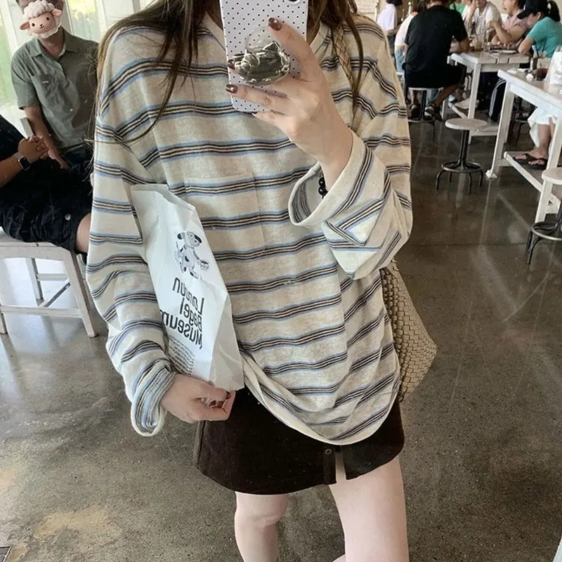 Female Clothing Striped Pullovers Casual Loose Autumn New Round Neck Stylish Pockets Spliced Vintage Long Sleeve T-shirts