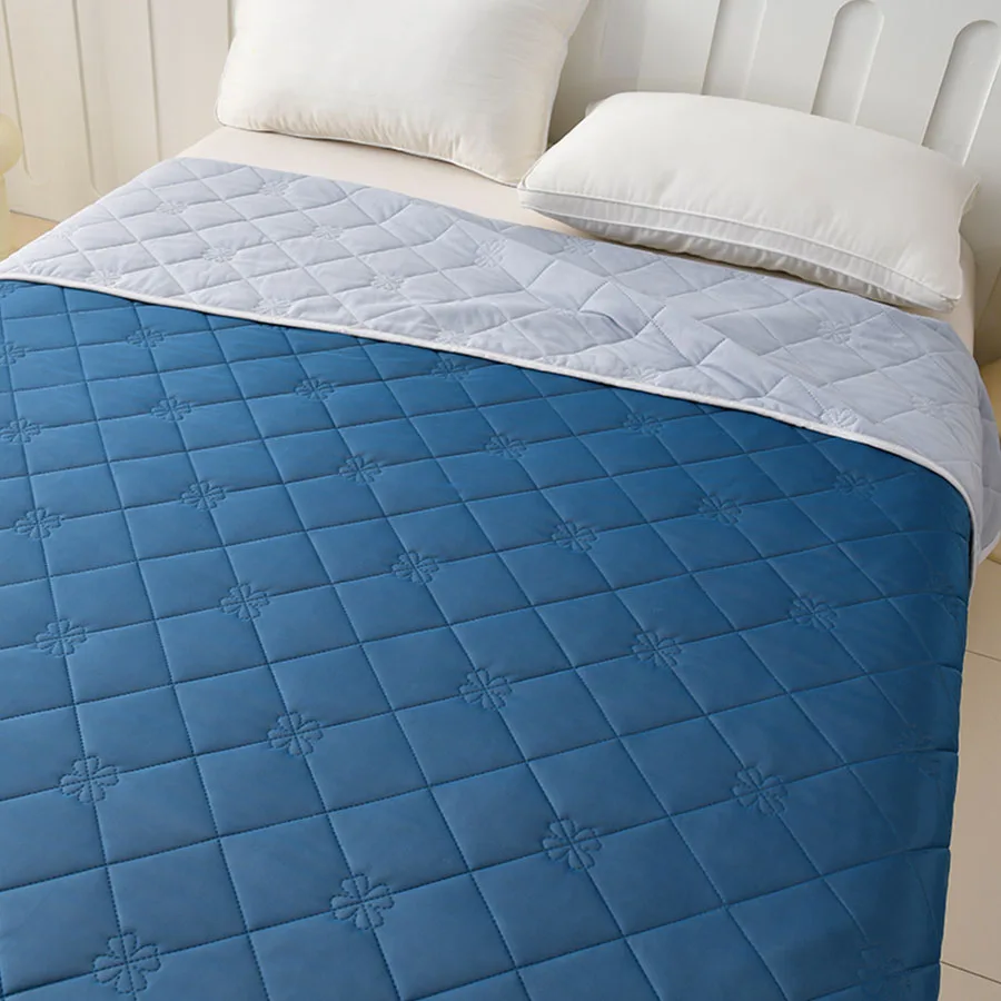 Ultra-Soft Summer Cooling Blanket - Lightweight, Breathable ,Easy Care Cooling Blanket For Hot Sleepers Cooling Thin Quilt