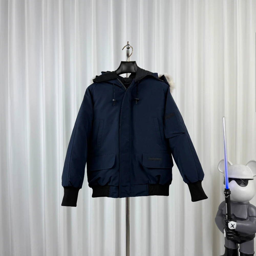 سترة نسائية سميكة طويلة أسفل العلامة التجارية الفاخرة طول الركبة المتضخم الشتاء مصمم معطف دافئ يندبروف مريح البخاخ 2025 الاتجاه #1