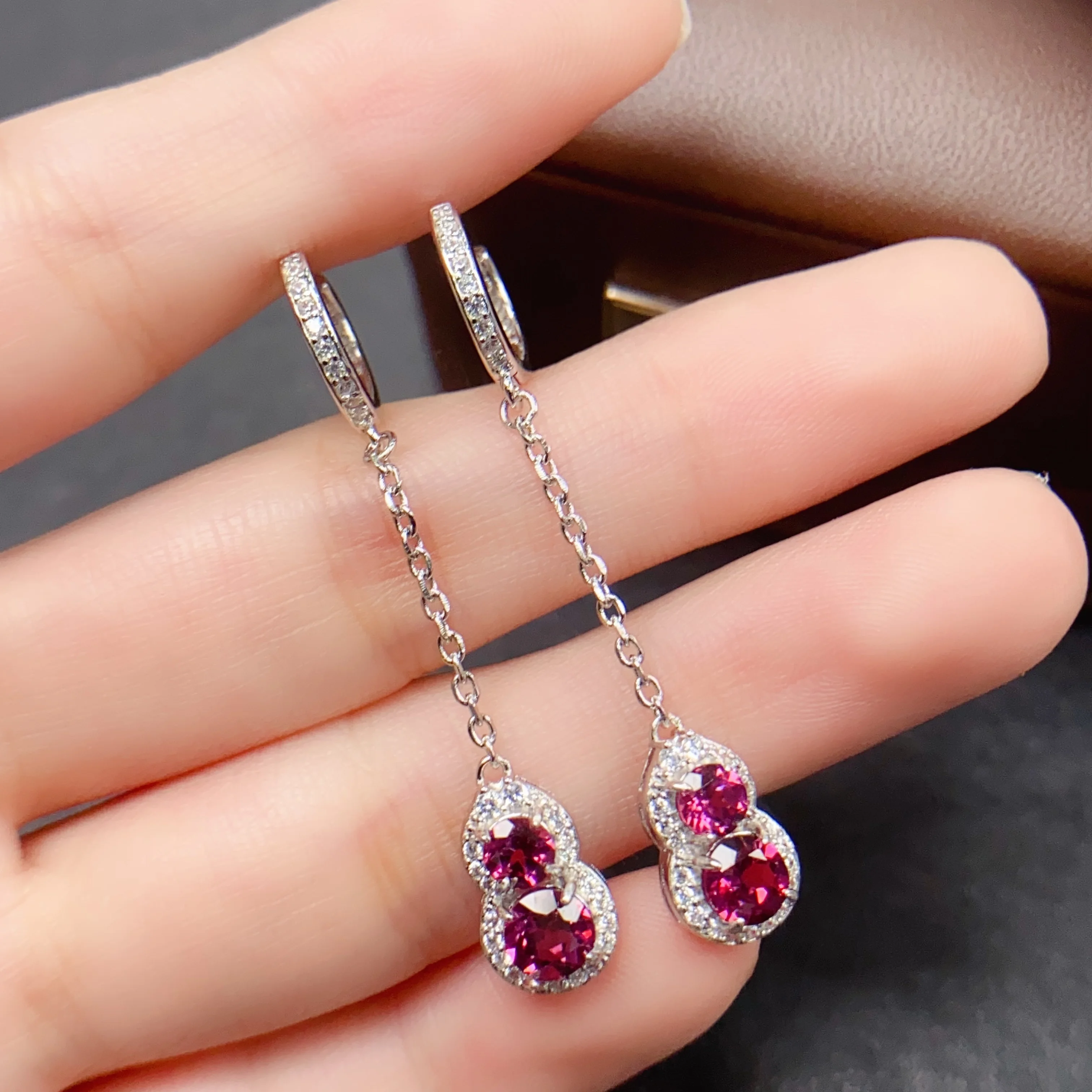 pendientes-largos-de-granate-natural-de-4-5-mm-plata-de-ley-s925-certificado-diseno-hulu-joyeria-fina-para-mujer-fs