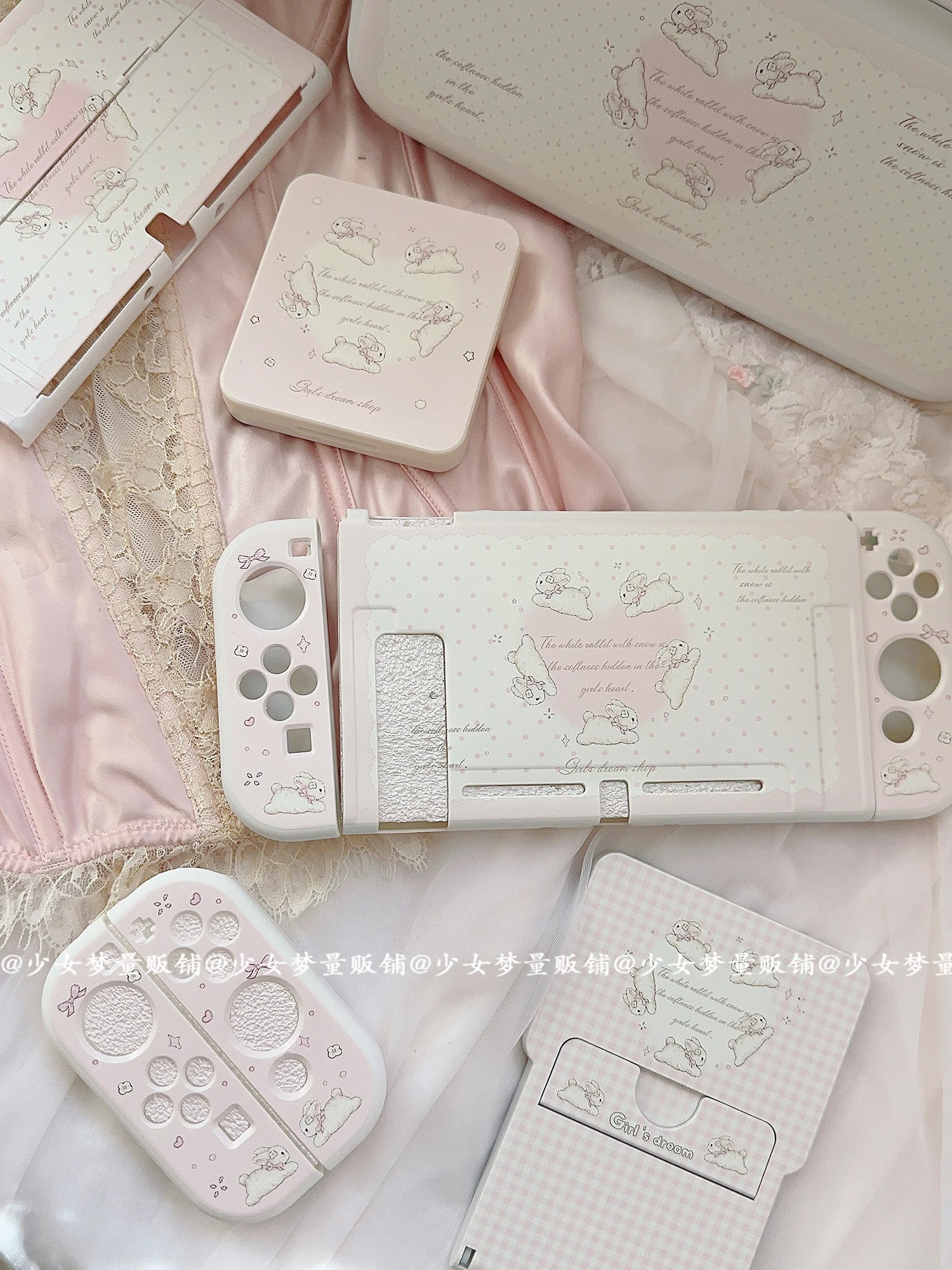 

Original Kawaii Bunny Nintendo Switch Case - Cute Rabbit Design Protective Cover for Switch Detachable Style for Girls Gift