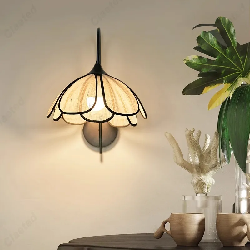 New European Simple LED Petal Wall Lamp Living Room Background Wall Bedroom Bedside Decorative Lighting