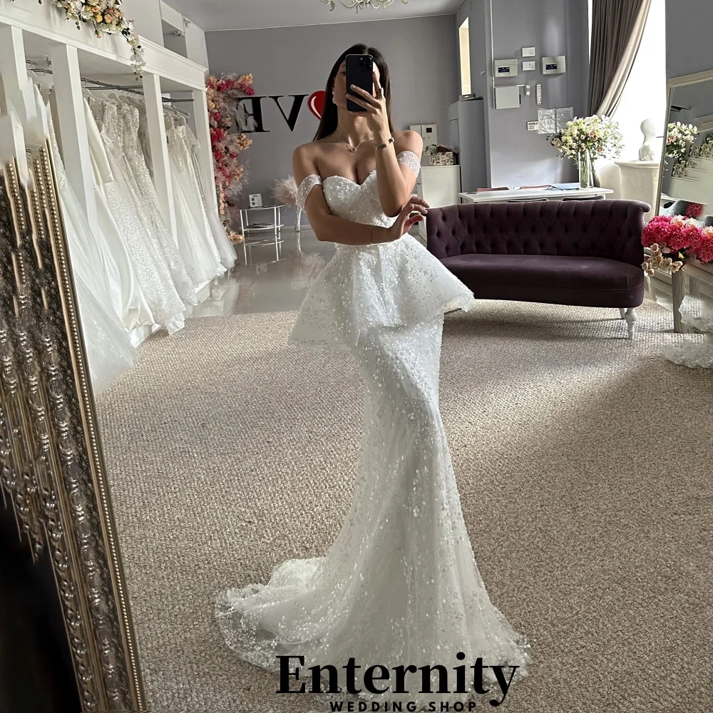 

Customized Beaded Wedding Dresses Elegant Sweetheart Sleeveless For Women Charming Satin Sequins Bridal Gowns Vestidos De Novia