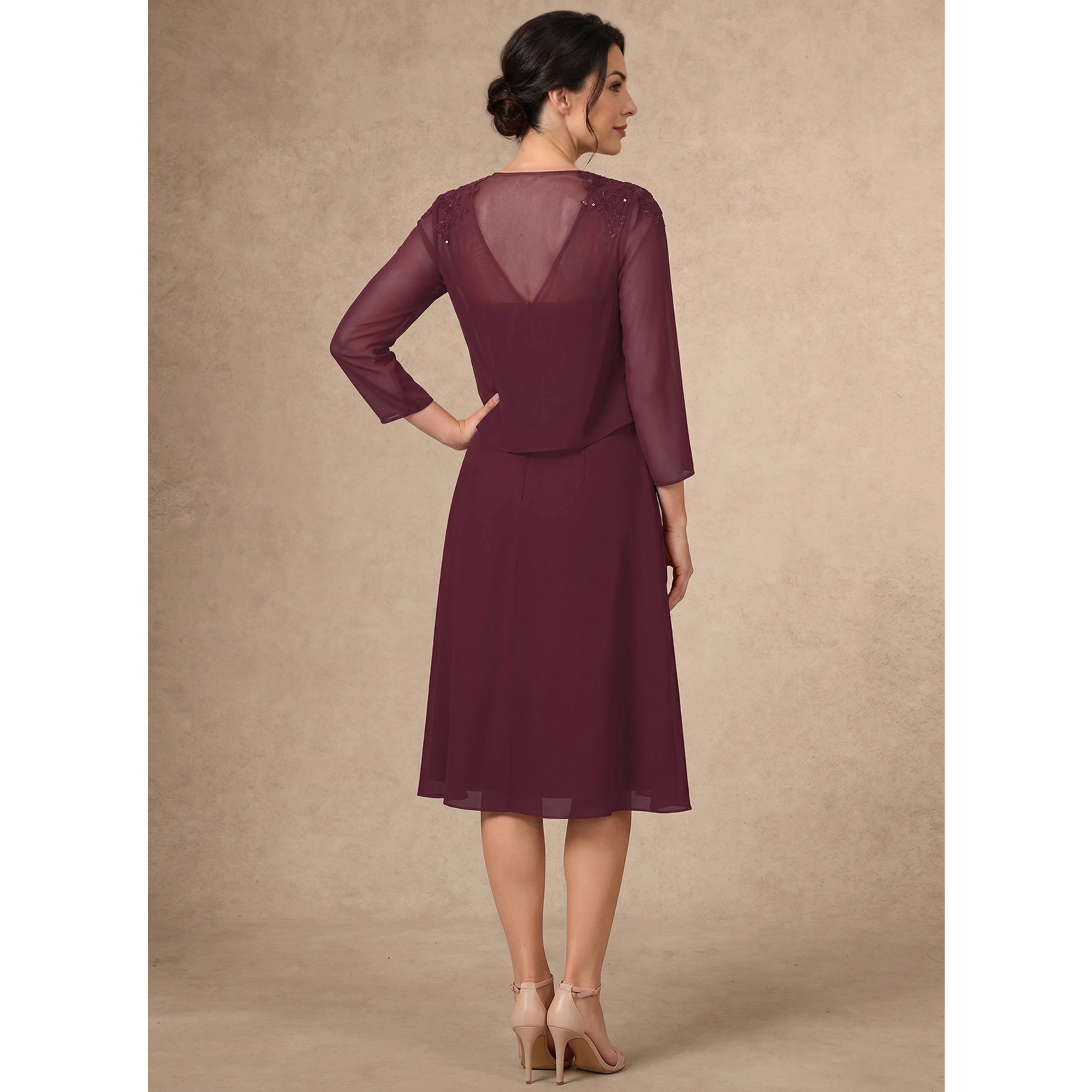 

2026 Elegant Sleeveless Knee Length Chiffon Mother Of The Bride Dresses Blouse A-line Woman Wedding Banquet Formal Party Gown