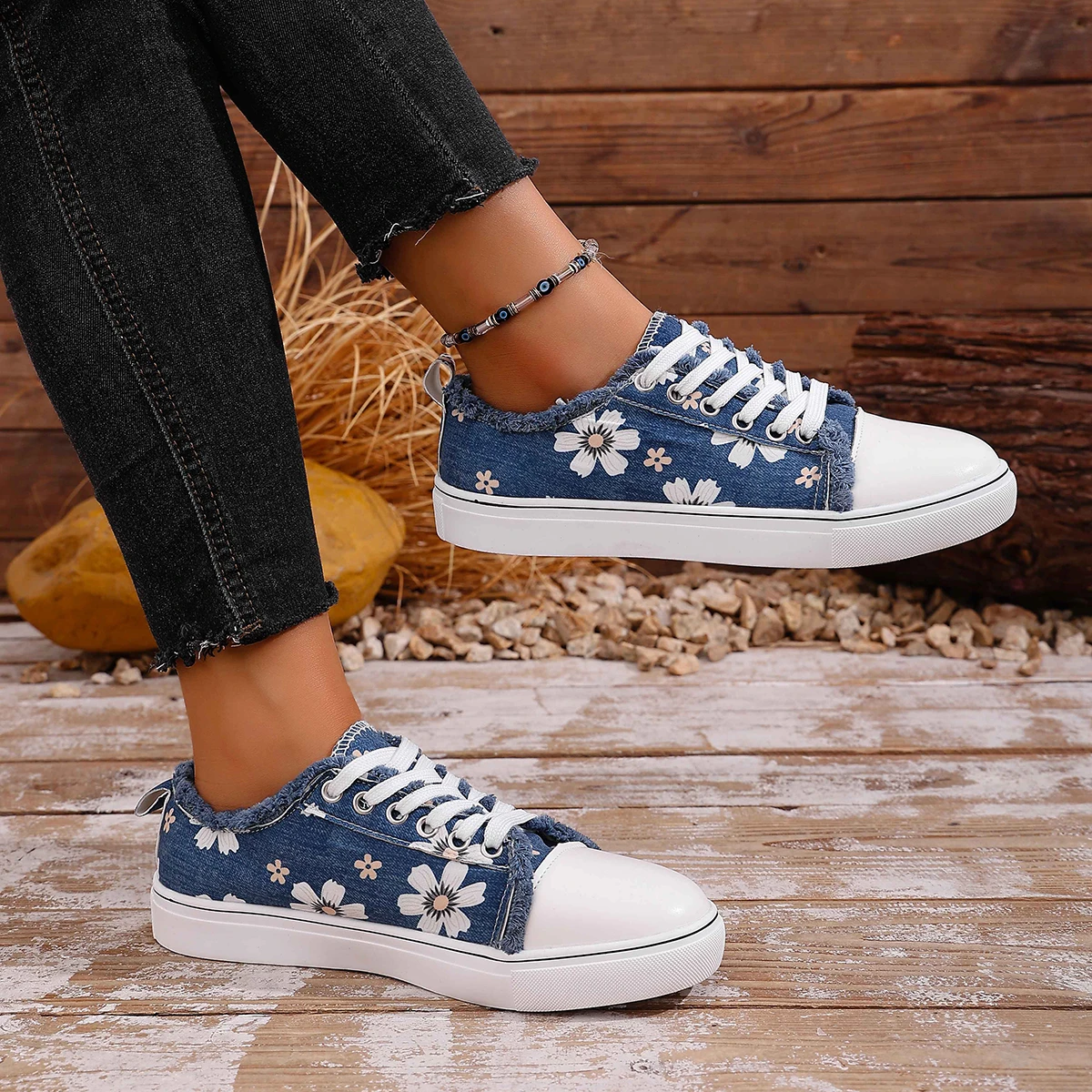 ربيع الخريف النساء أحذية كبيرة الحجم أزياء النساء أحذية رياضية جولة رئيس أحذية مسطحة القاع الدانتيل يصل منصة أحذية رياضية غير رسمية النساء #2