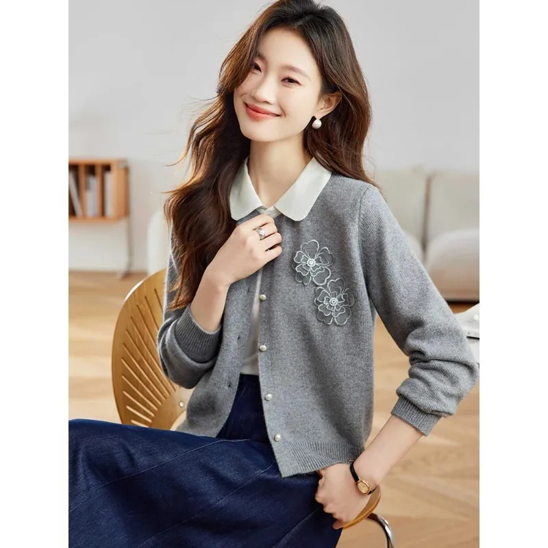 Flower Color Matching Lapel Knitted Cardigan Women 2026 New Spring and Autumn Super Good-looking Outer with Short Sweater Jacket