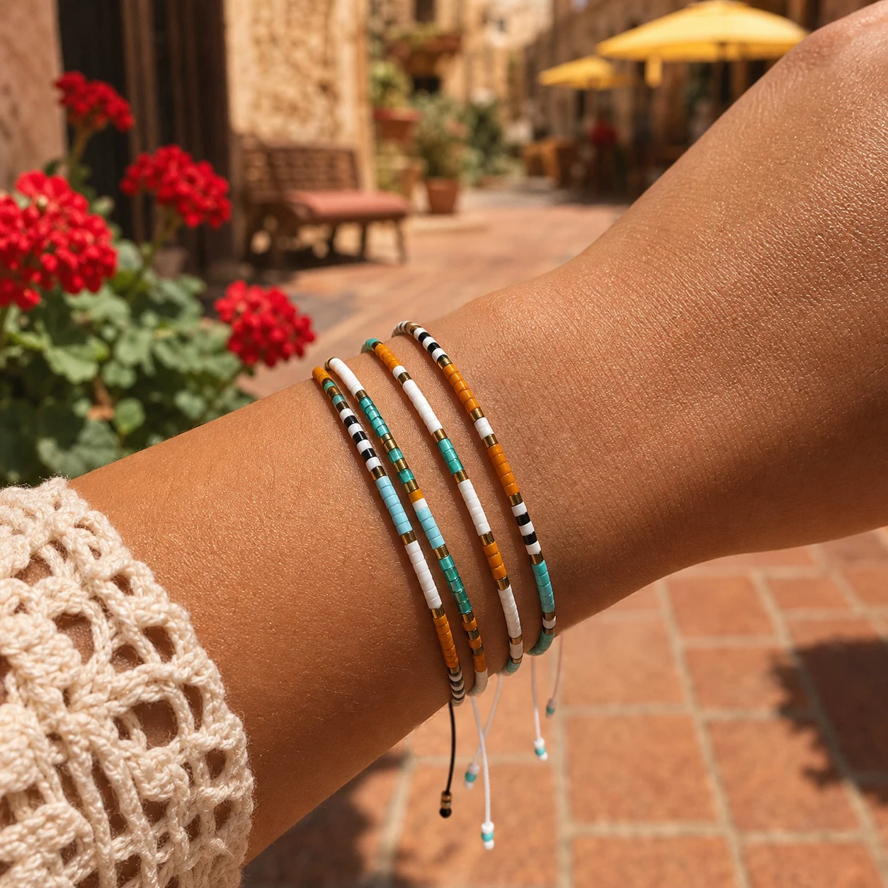 4pcs Layered Round Glass Bead Bracelet Turquoise White Brown Boho Wrap String Bracelet for Women Summer Beach Style