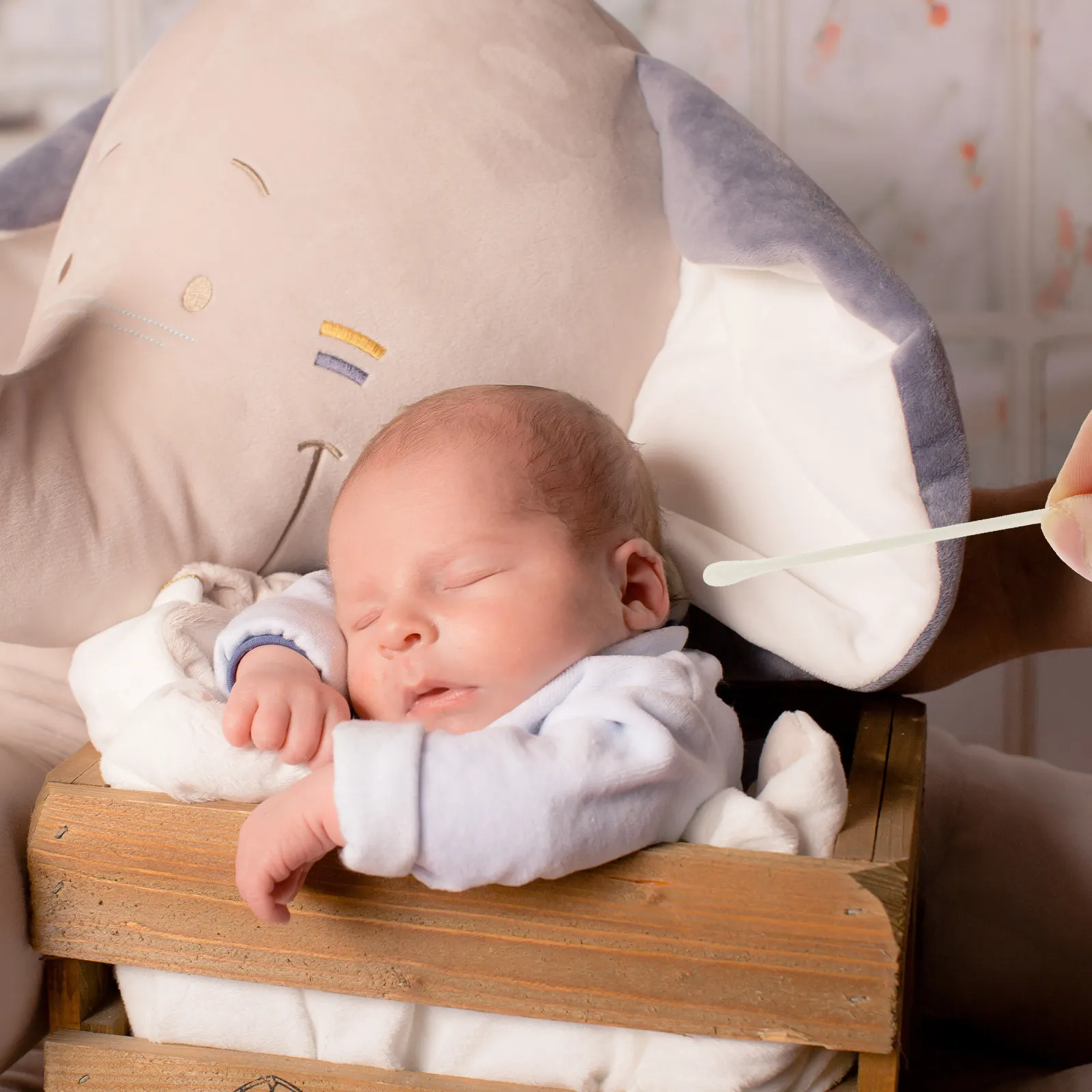 3-caixas-de-cotonetes-com-haste-de-papel-dupla-face-para-limpeza-de-ouvido-de-bebes-e-maquiagem-descartaveis-e-multifuncionais