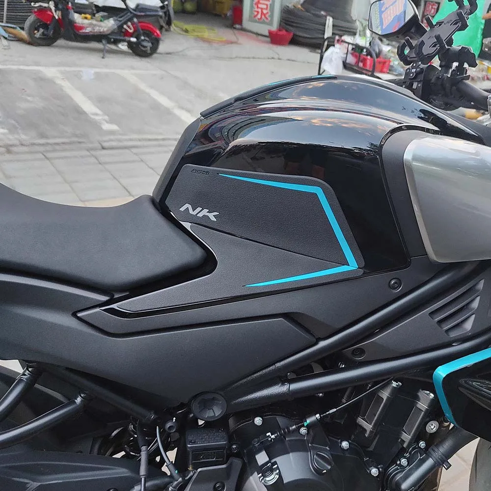 Рисунок 4 - Наклейки противоскользящие для