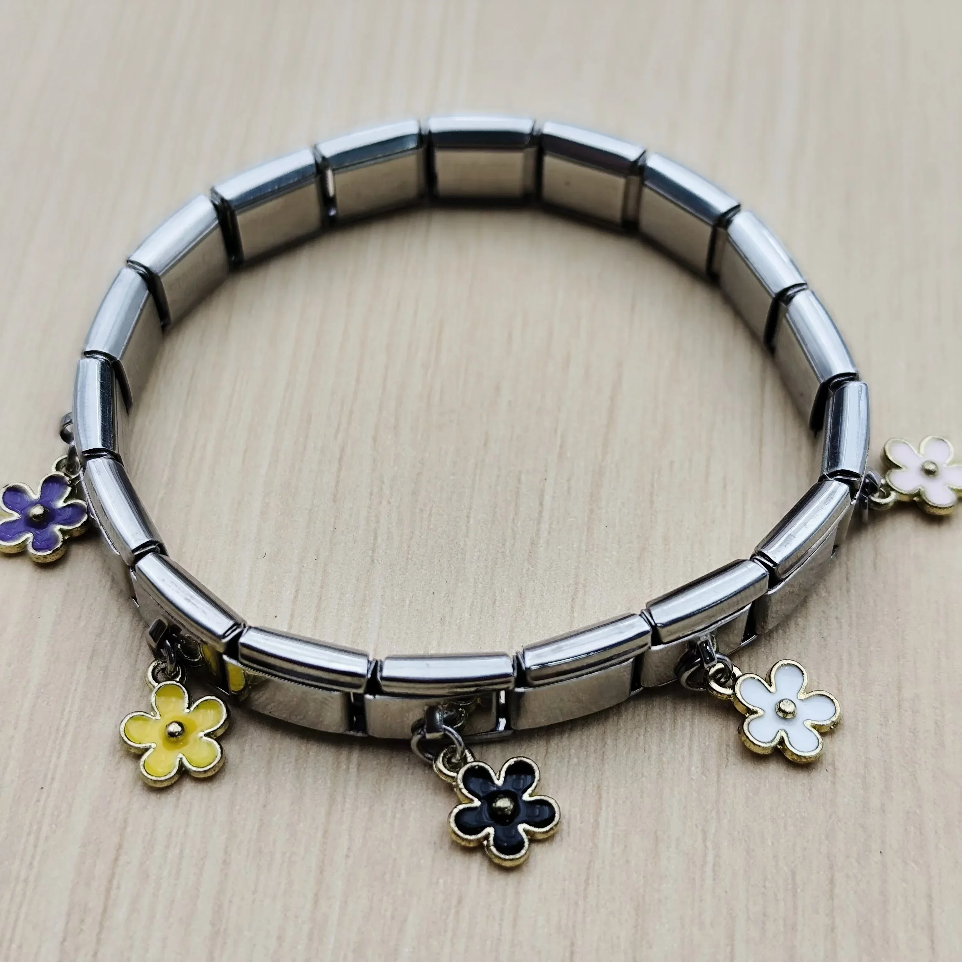 Hot Selling Single Fashionable Craft Combination Plant and Flower Series Italian DIY 9MM Stainless Steel Elastic Charm Bracelet