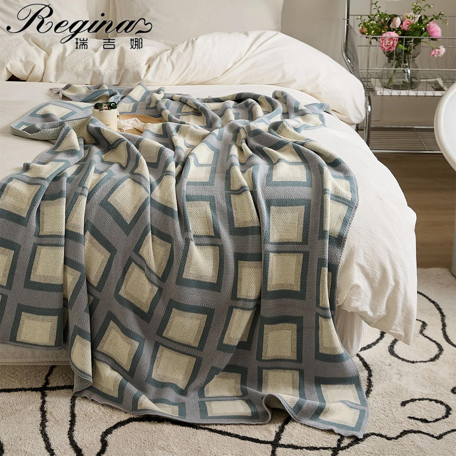 REGINA Modern Design Chic Plaid Blanket Soft Warm Spring Three Color Frame Design Sofa Bed Car Decorative Knitted Throw Blankets