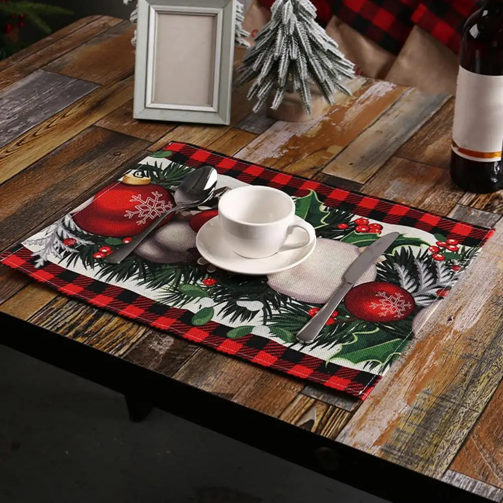 Christmas Placemat Fine Workmanship Xmas Tree Pattern Placemat Dining Table Mat for Festival Home Decoration